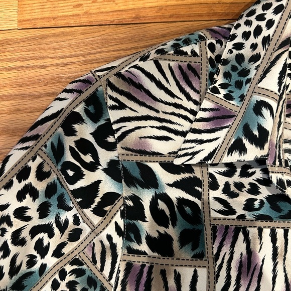 Vintage Alfred Dunner Animal Print Blouse - Picture 7 of 7